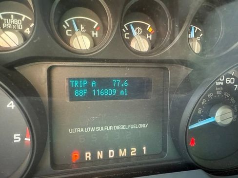 Used 2014 Ford F250 XL w/ Power Equipment Group RWD image 8
