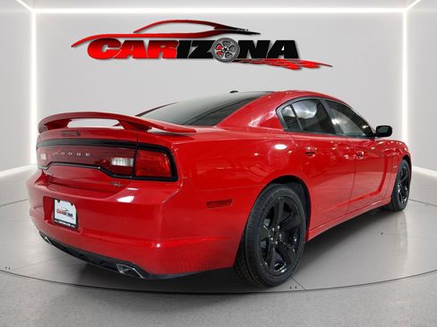 Used 2013 Dodge Charger R/T RWD image 4