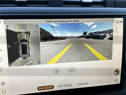 New 2025 Land Rover Defender 130 X-Dynamic SE image 23