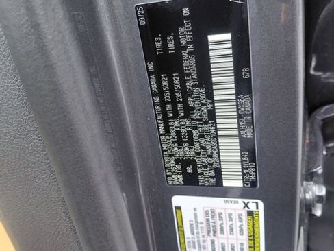 Used 2025 Lexus RX 350 w/ Convenience Package AWD/4WD image 34