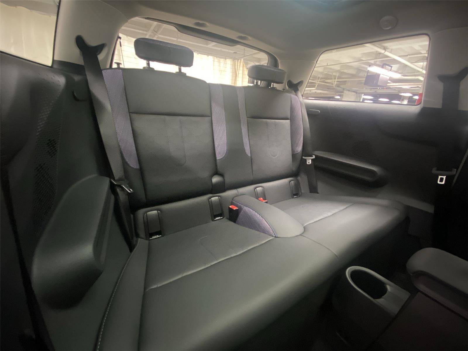 New 2026 MINI Cooper 2-Door Hardtop FWD image 29