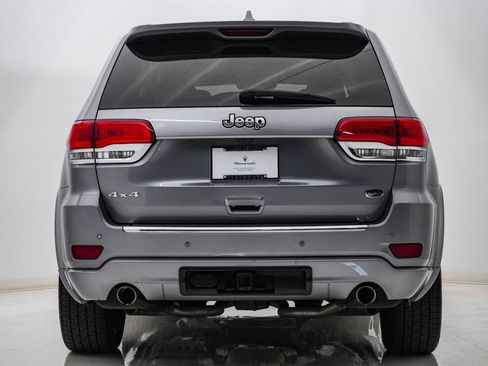 Used 2019 Jeep Grand Cherokee Overland AWD/4WD image 8
