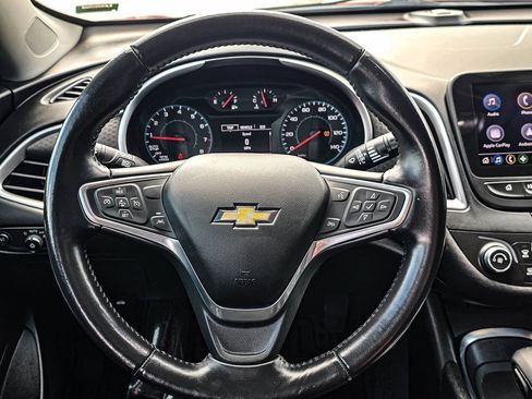 Used 2021 Chevrolet Malibu RS FWD image 35