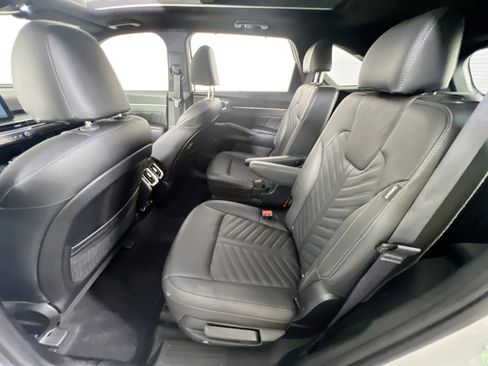 Used 2024 Kia Sorento SX Prestige AWD/4WD image 25