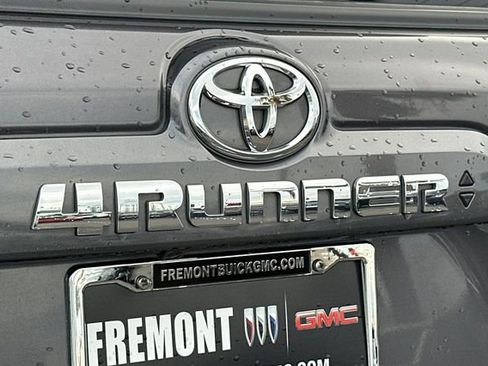 Used 2022 Toyota 4Runner SR5 Premium w/ Moonroof Package image 48