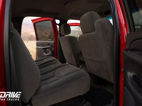 Used 2004 Chevrolet Silverado 2500 LS w/ Skid Plate Package image 16