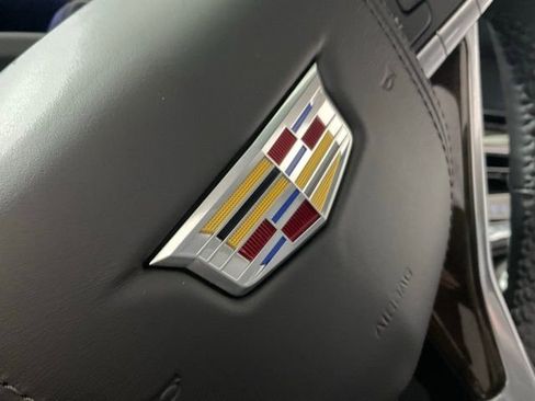 Certified 2024 Cadillac Escalade Sport Platinum w/ LPO, ONYX Package image 39