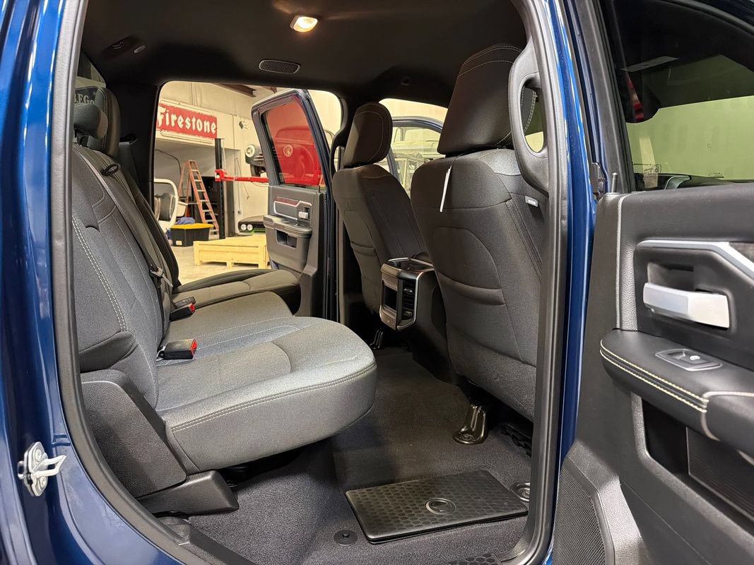 Used 2024 RAM 3500 Big Horn w/ Night Edition AWD/4WD image 41