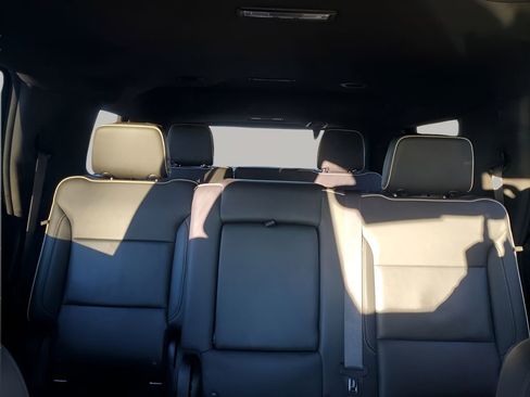 Used 2021 GMC Yukon SLT image 42