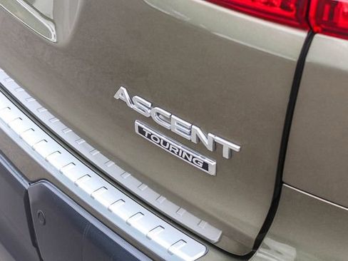 Used 2022 Subaru Ascent Touring AWD/4WD image 12