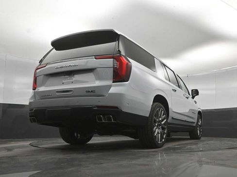 New 2026 GMC Yukon XL Denali Ultimate AWD/4WD image 36