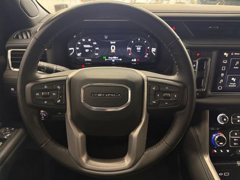 Used 2024 GMC Yukon Denali w/ Max Trailering Package AWD/4WD image 17
