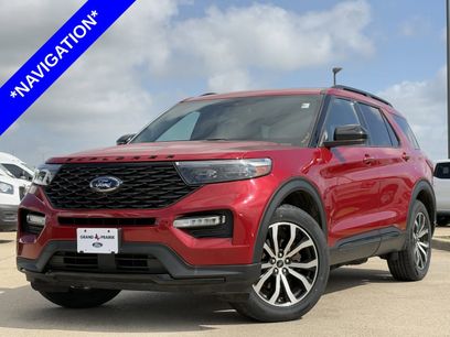 Certified 2022 Ford Explorer ST-Line w/ Class IV Trailer Tow Package