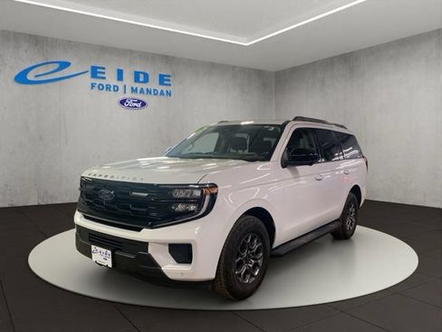 Used 2025 Ford Expedition Active AWD/4WD image 5