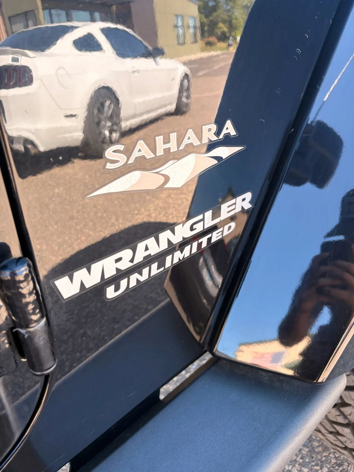 Used 2013 Jeep Wrangler Unlimited Sahara AWD/4WD image 43