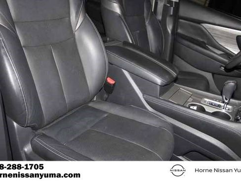 Used 2017 Nissan Murano SL image 6