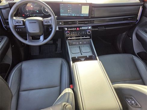 Used 2025 Hyundai Santa Fe Calligraphy image 17