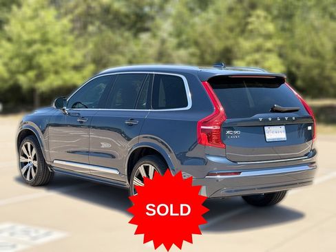 Certified 2024 Volvo XC90 T8 Ultimate AWD/4WD image 7
