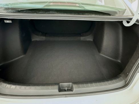 Used 2024 Honda Civic Sport image 29