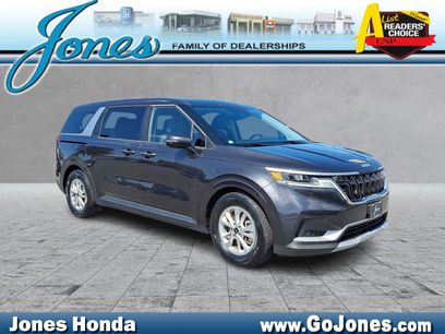 Used 2023 Kia Carnival LX