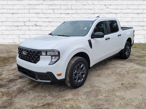 New 2026 Ford Maverick XLT w/ Equipment Group 301A image 4