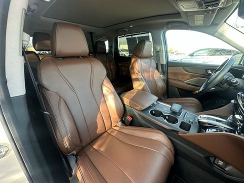 Used 2023 Acura MDX SH-AWD w/ Advance Package image 29