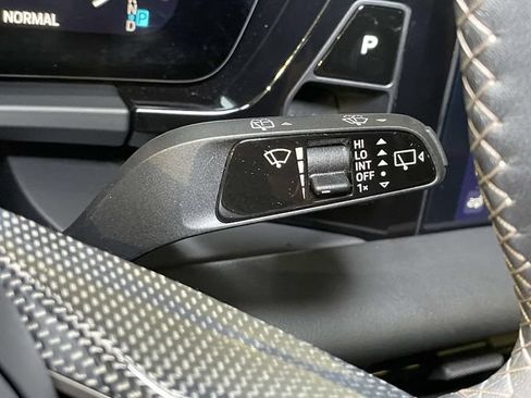 Certified 2024 Porsche Macan Turbo Electric AWD/4WD image 43