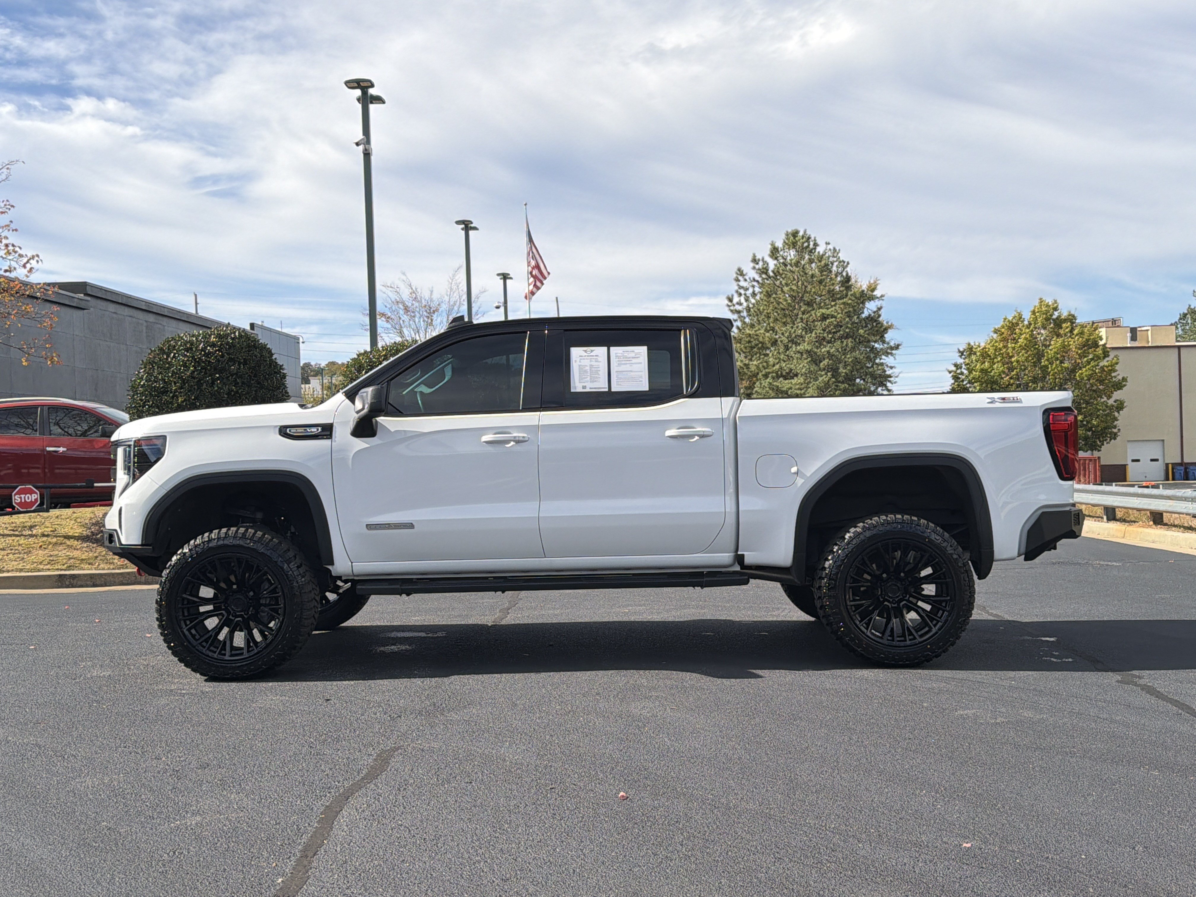 Used 2025 GMC Sierra 1500 Elevation AWD/4WD image 15