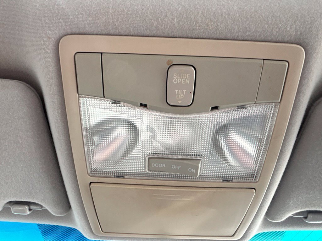 Used 2006 Toyota Avalon XL FWD image 16