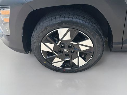 Used 2024 Hyundai Kona SEL w/ Convenience Package AWD/4WD image 30
