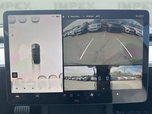 Used 2022 Tesla Model Y Performance image 21