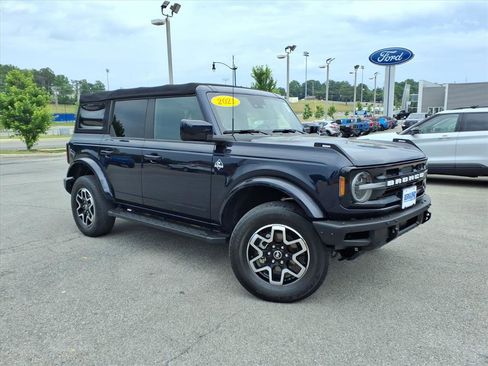 Used 2021 Ford Bronco Outer Banks AWD/4WD image 1