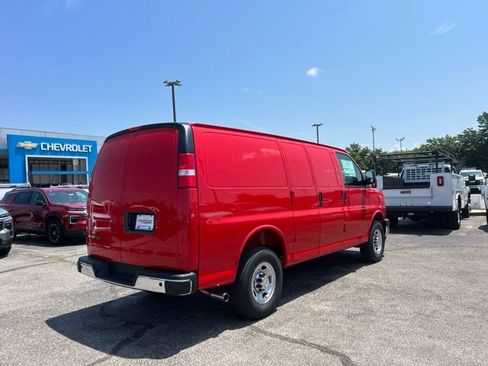 New 2026 Chevrolet Express 2500 w/ Communications Package RWD image 3