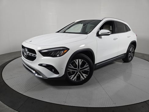 Used 2025 Mercedes-Benz GLA 250 image 1