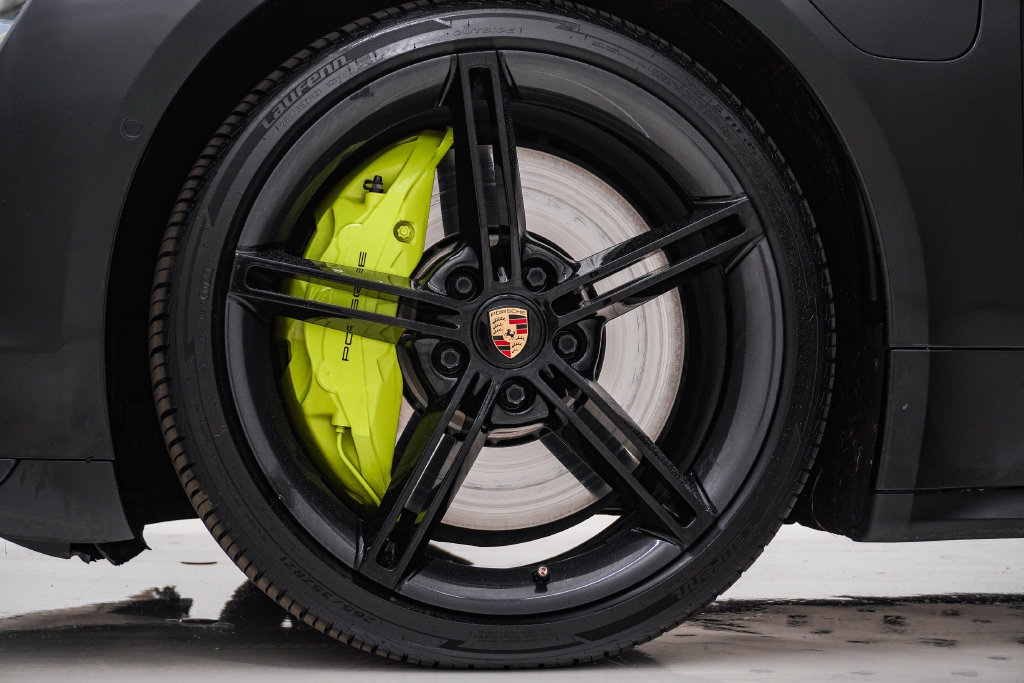 Used 2020 Porsche Taycan Turbo AWD/4WD image 13