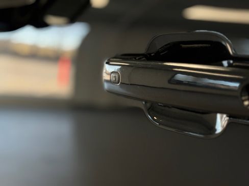 Used 2022 Ford F150 Raptor w/ Equipment Group 801A High image 13