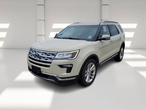 Used 2018 Ford Explorer Limited image 1