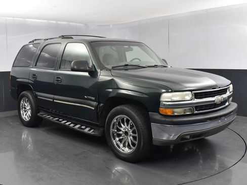 Used 2002 Chevrolet Tahoe LS RWD image 1