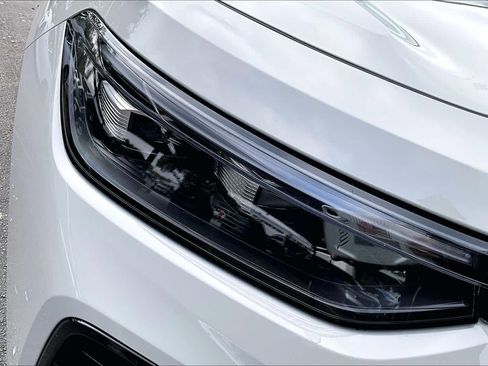 New 2026 Volkswagen Tiguan SE R-Line FWD image 13