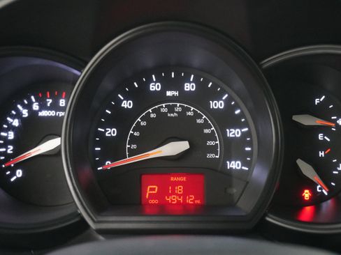 Used 2014 Kia Rio LX FWD image 16
