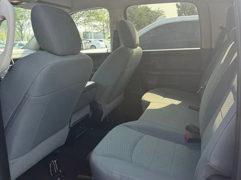 Used 2018 RAM 2500 Tradesman w/ Chrome Appearance Group AWD/4WD image 6