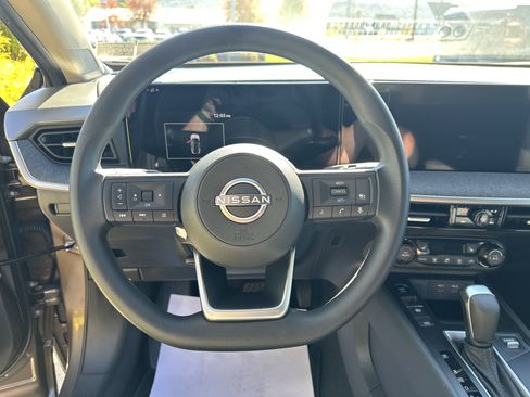 New 2026 Nissan Kicks SV w/ SV Premium Package image 18