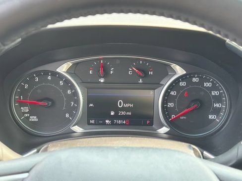 Used 2019 Chevrolet Equinox Premier FWD image 21