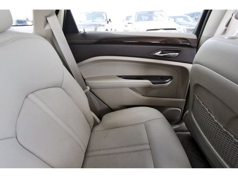 Used 2012 Cadillac SRX Luxury FWD image 11