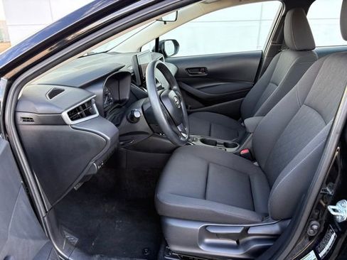 Used 2024 Toyota Corolla LE image 11