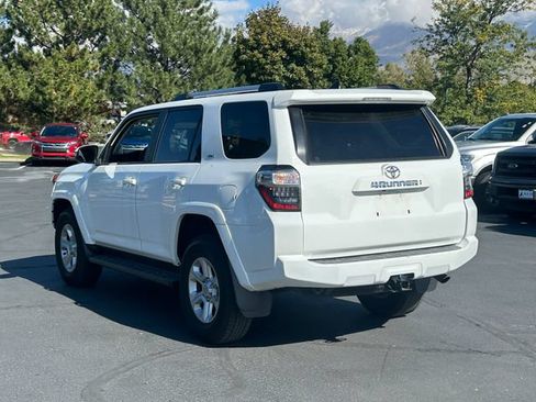 Used 2023 Toyota 4Runner SR5 Premium AWD/4WD image 5