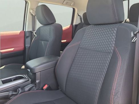 Used 2022 Toyota Tacoma SR5 RWD image 14