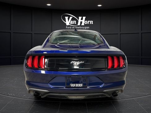 Used 2020 Ford Mustang Coupe RWD image 6