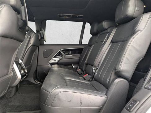 Used 2023 Land Rover Range Rover Long Wheelbase SE AWD/4WD image 19