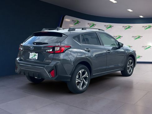 Used 2025 Subaru Crosstrek 2.0i Premium AWD/4WD image 8